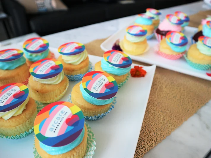Rainbow cupcakes